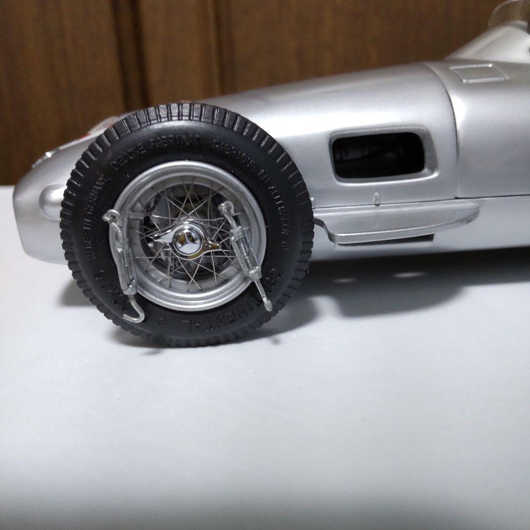 メルセデス・ベンツ W196 シルバーアロー モノポスト 1/18 シー