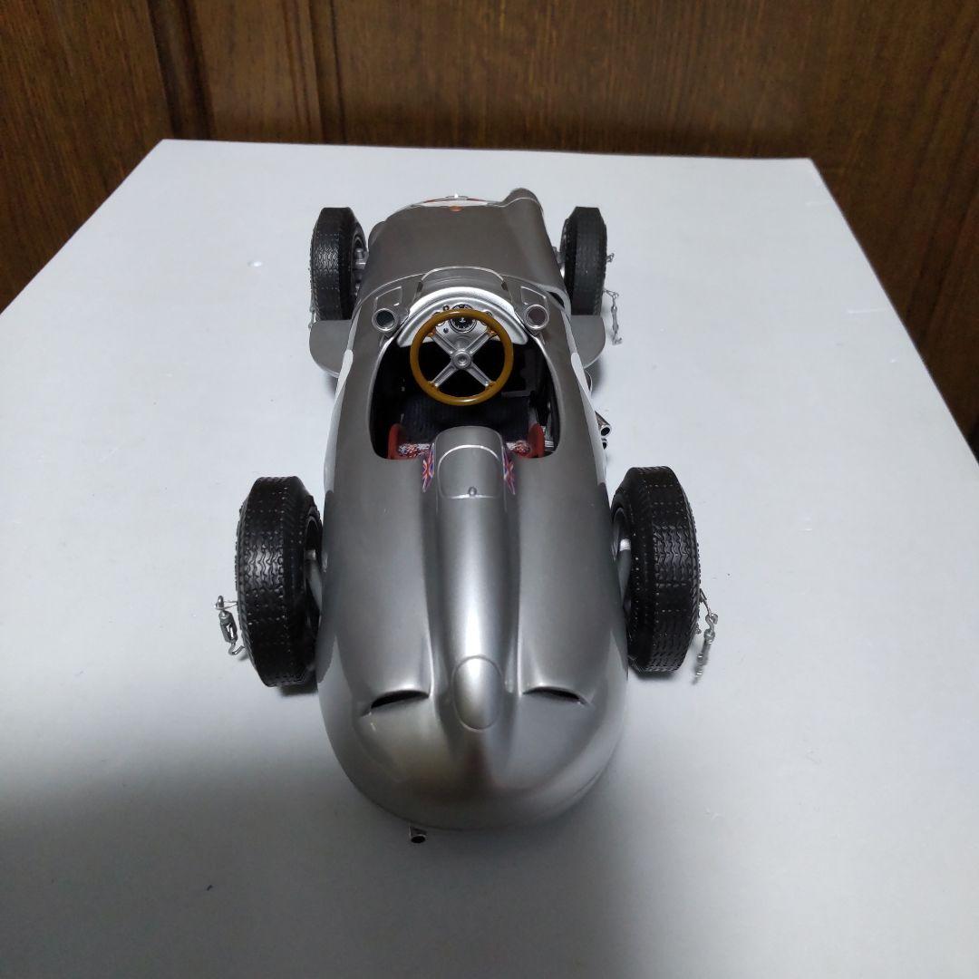 メルセデス・ベンツ W196 シルバーアロー モノポスト 1/18 シー