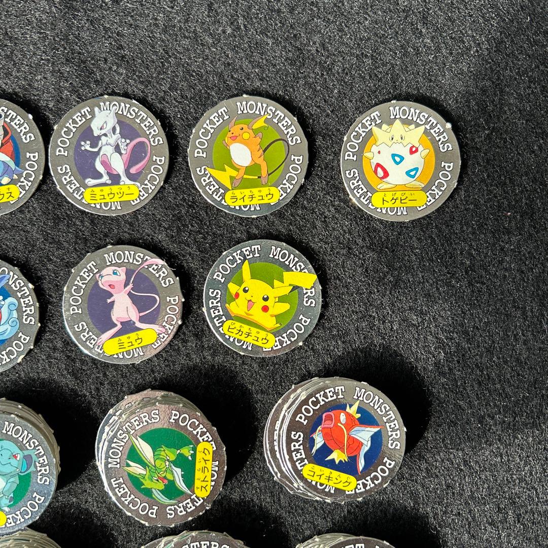 ポケモン151+1ぴき ぎんピカひみつメダル - メルカリ