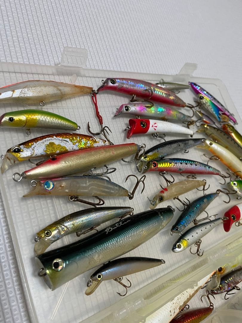 シーバス、トラウトなどなどルアーごちゃ混ぜセット（ジャンク品もあり