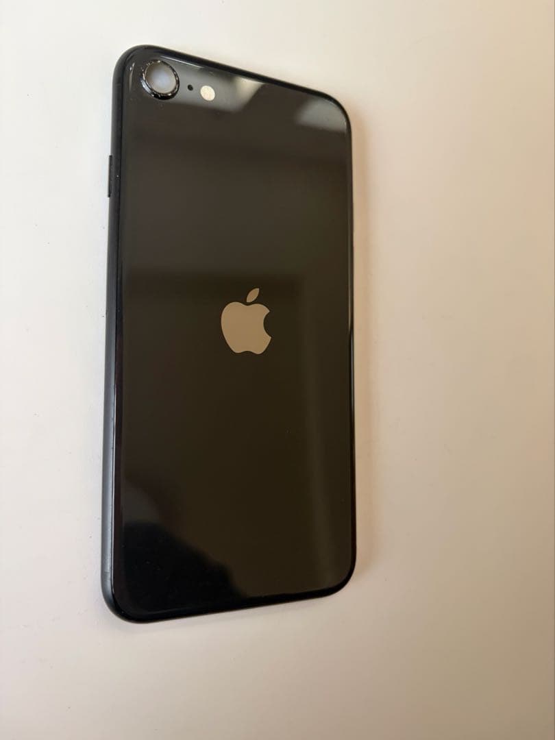 《美品》iPhone SE 第2世代 64GB ブラック