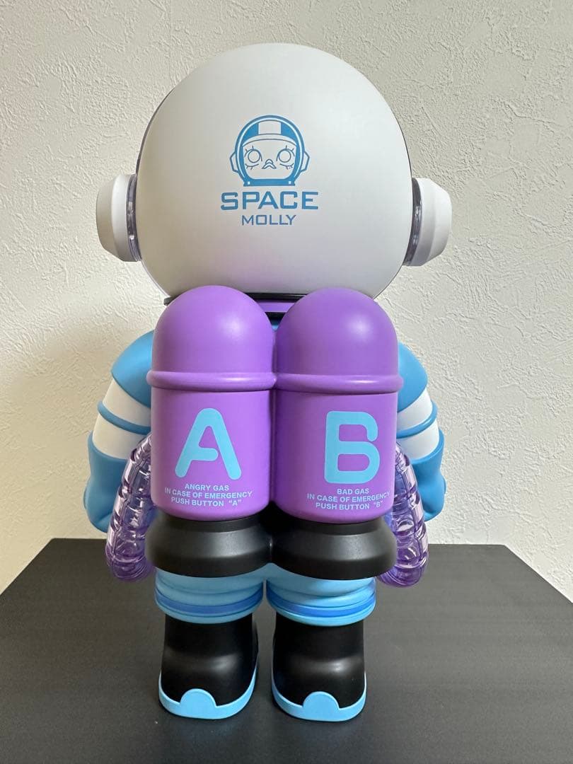 SPACE MOLLY MEGA COLLECTION 400% 希少キャラ - メルカリ