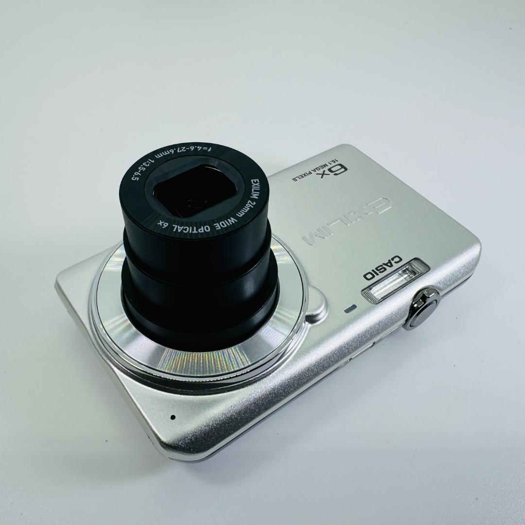 美品】CASIO EXILIM EX-Z900 シルバー - メルカリ