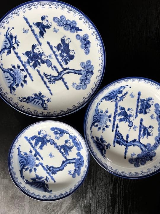 有田焼】山徳窯 深皿 小×2 中×2 、大皿×1 バラ売り可 - メルカリ