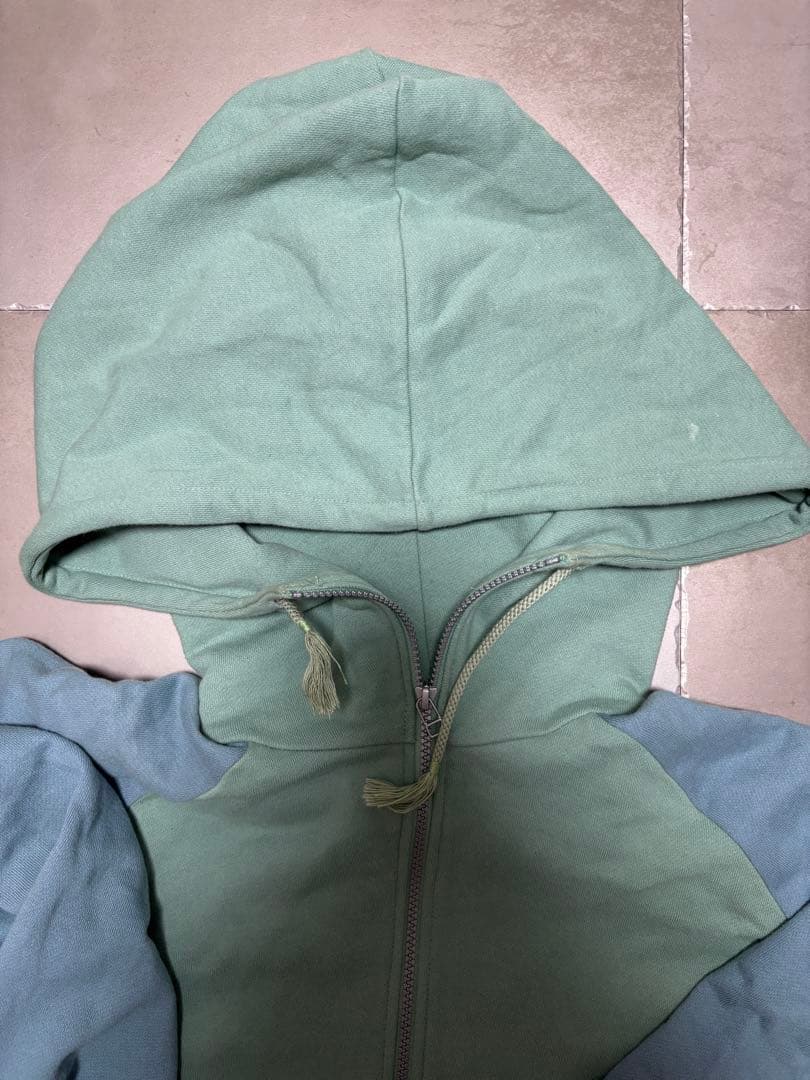 おせり専用VUy オーバーサイズジップフーディ - メルカリ