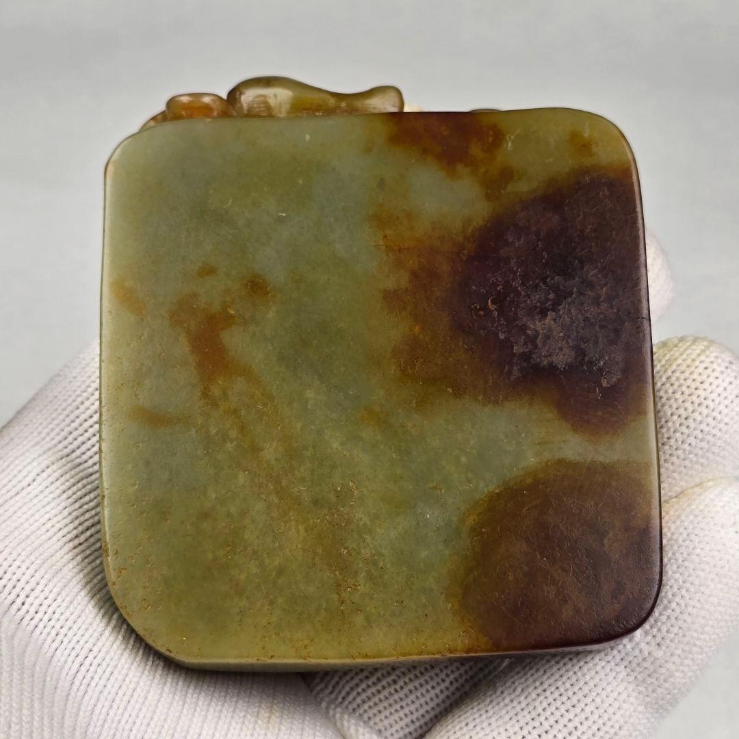 貴重 文房具 本物和田玉 原石 子石 手彫 清代 螭龍紋 筆添 硯 墨池