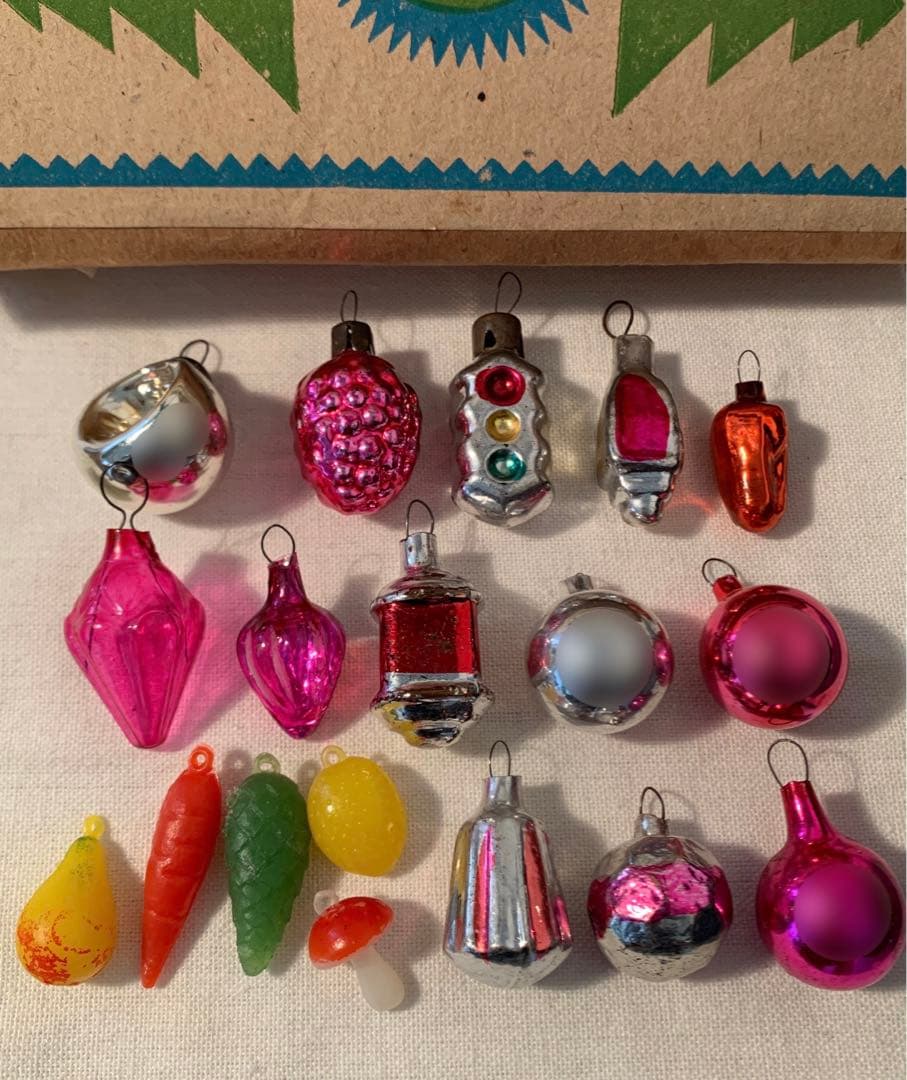 《SALE》ソビエト ミニガラスオーナメントセット 18個 ヴィンテージ