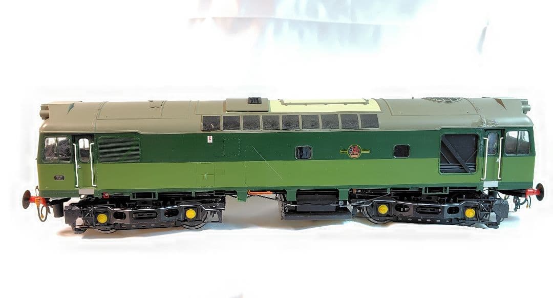 【ジャンク品】Oゲージ HELJAN 英国鉄道 ディーゼル機関車 【不動品】