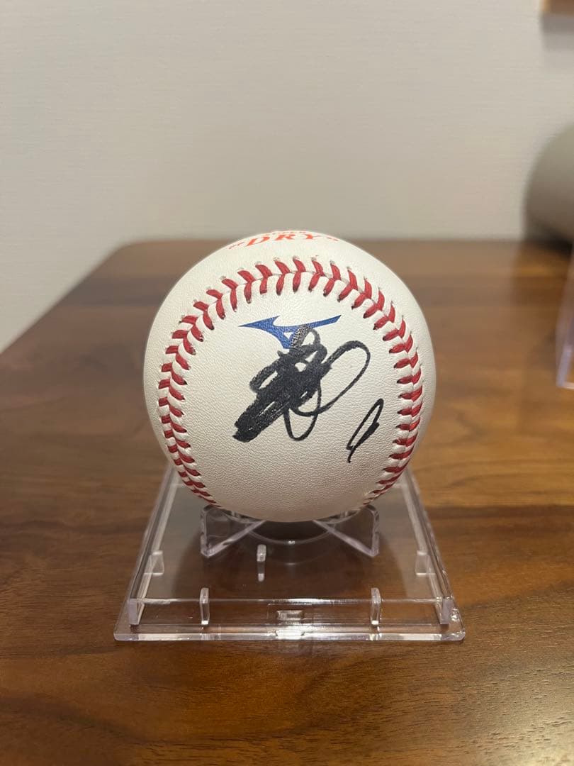 柳田悠岐 サインボール ギータ 直筆 - メルカリ