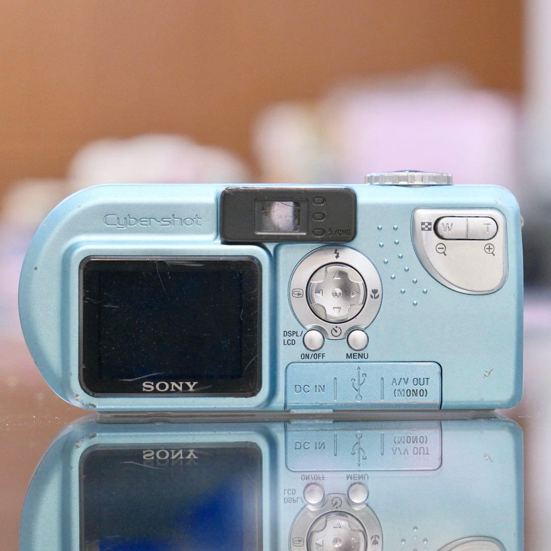 希少 動作品 平成レトロ SONY Cyber−Shot DSC- P2 ブルー