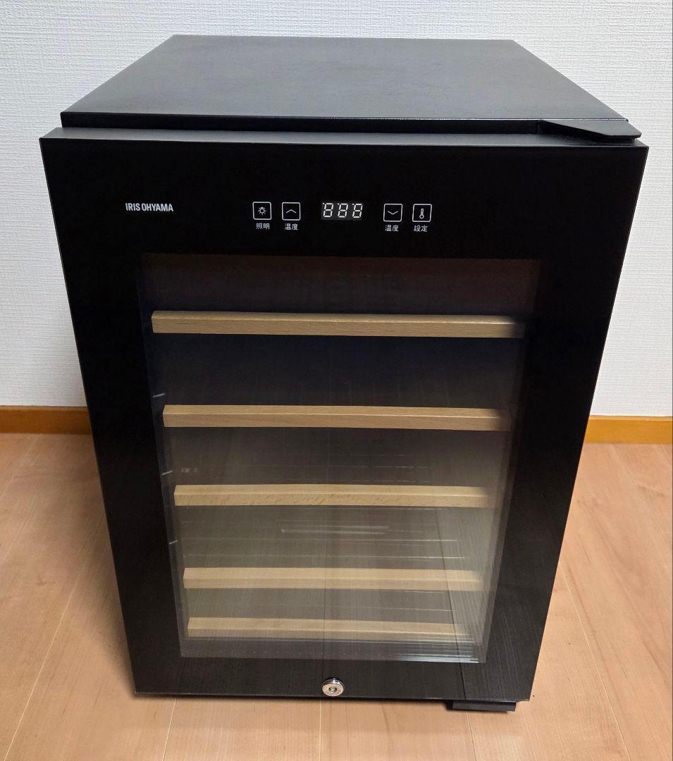 ワインセラー ブラック IRIS OHYAMA IWC-C161A-B IRIS OHYAMA（アイリスオーヤマ） ワインセラー16本 IWC-C161A-B