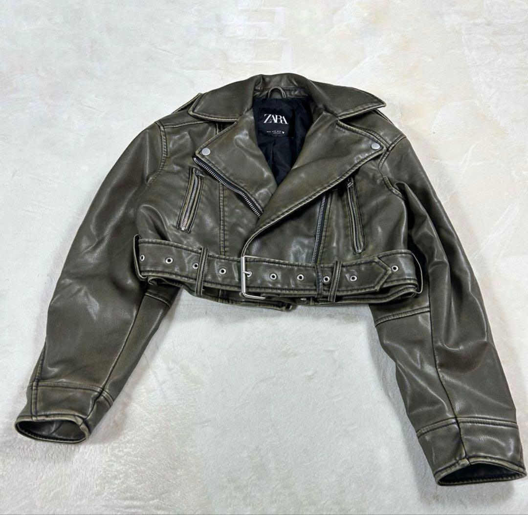ZARA フェイクレザークロップドライダースジャケット XSサイズ - メルカリ