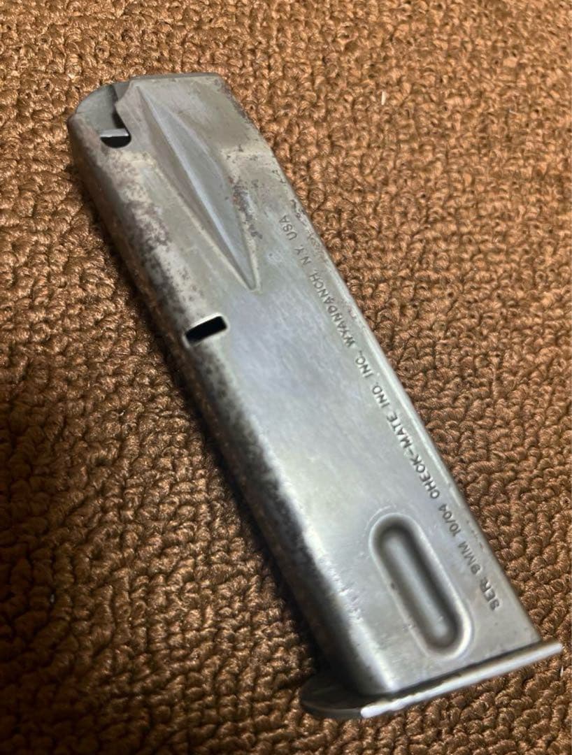 米軍放出品】✨M9 ベレッタ用✨9mm弾 15連マガジン✨米軍実物 - メルカリ