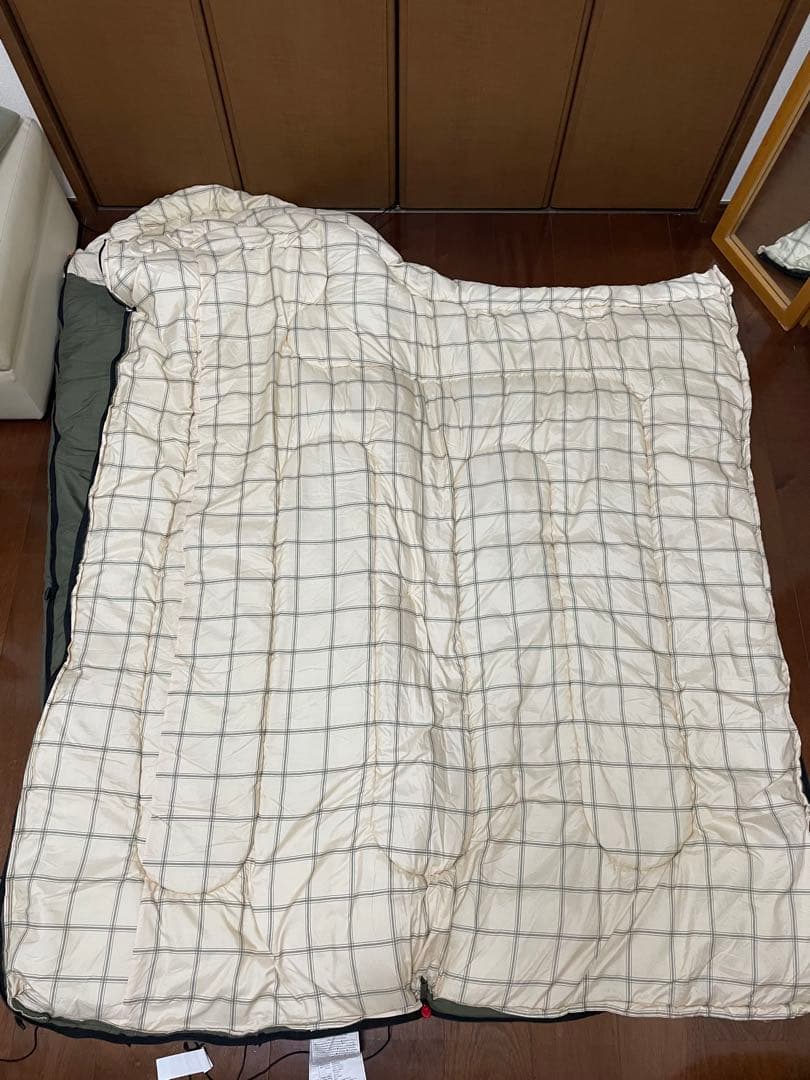 コールマン 寝袋冬肉厚、シュラフ アウトドア車中泊、キャンプ、2個