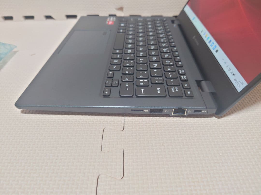 東芝Dynabook GA83/XW Ryzen5 7530U 800g台超軽量