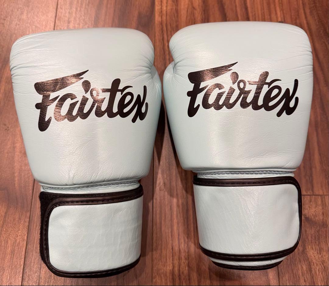 希少本革製　新品Fairtex ボクシンググローブ 16oz ライトブルー 楽天市場】【Fairtex】ボクシンググローブ・マジックテープ式（14oz