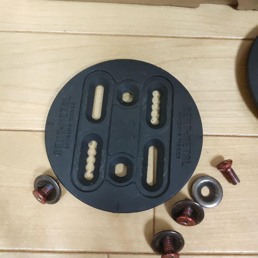 中古美品最終値下げ24-25モデル ベントメタルビンディング BOLT M