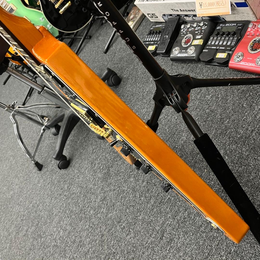 【11637】JUNO フライングV 変形ギター KORINA コリーナタイプ