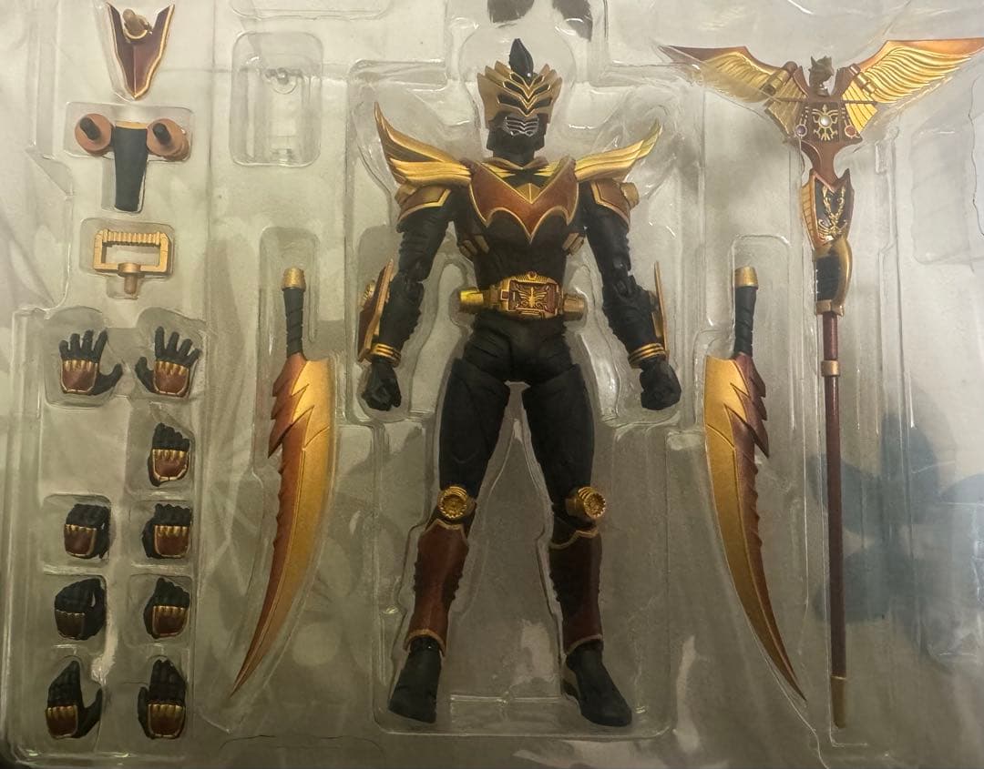 shフィギュアーツ　仮面ライダーオーディン