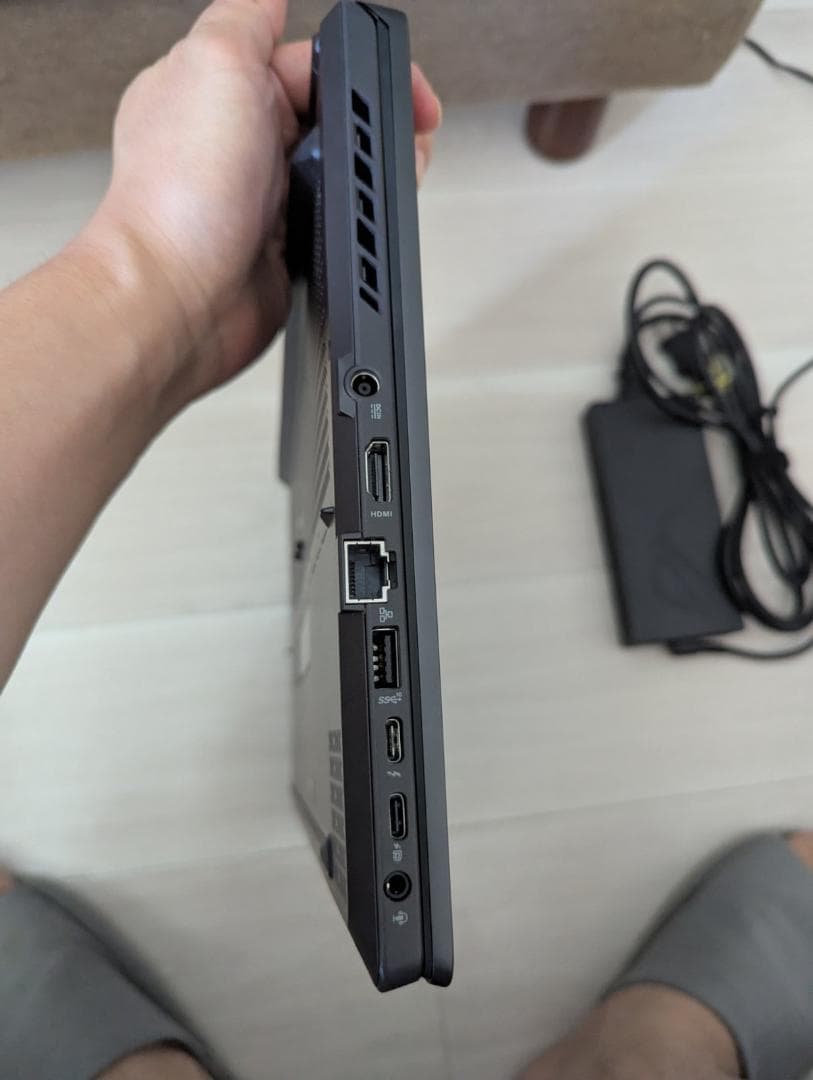 Asus Zephyrus RTX4070 16` 48GB 2.5TB USキ