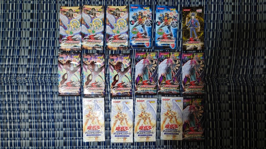 遊戯王　まとめ売り　未開封品など