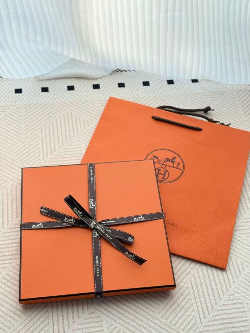 新品未使用 HERMES カレ 90 《グラン・ギャロップ》 MT