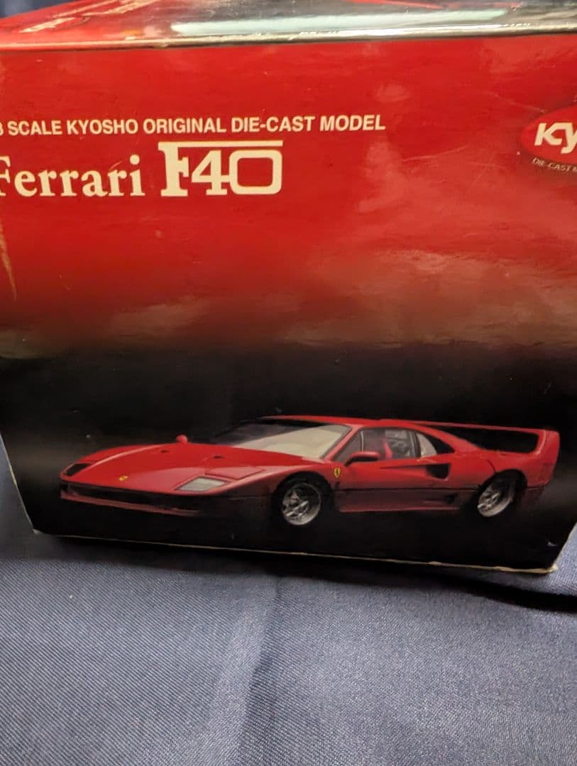 京商 Ferrari F40 1/18 スケールモデル(RED)08411R - メルカリ
