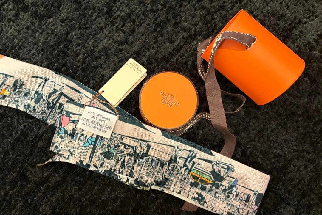 新品❗️エルメス　ツイリー 《ブールヴァールの陰から》