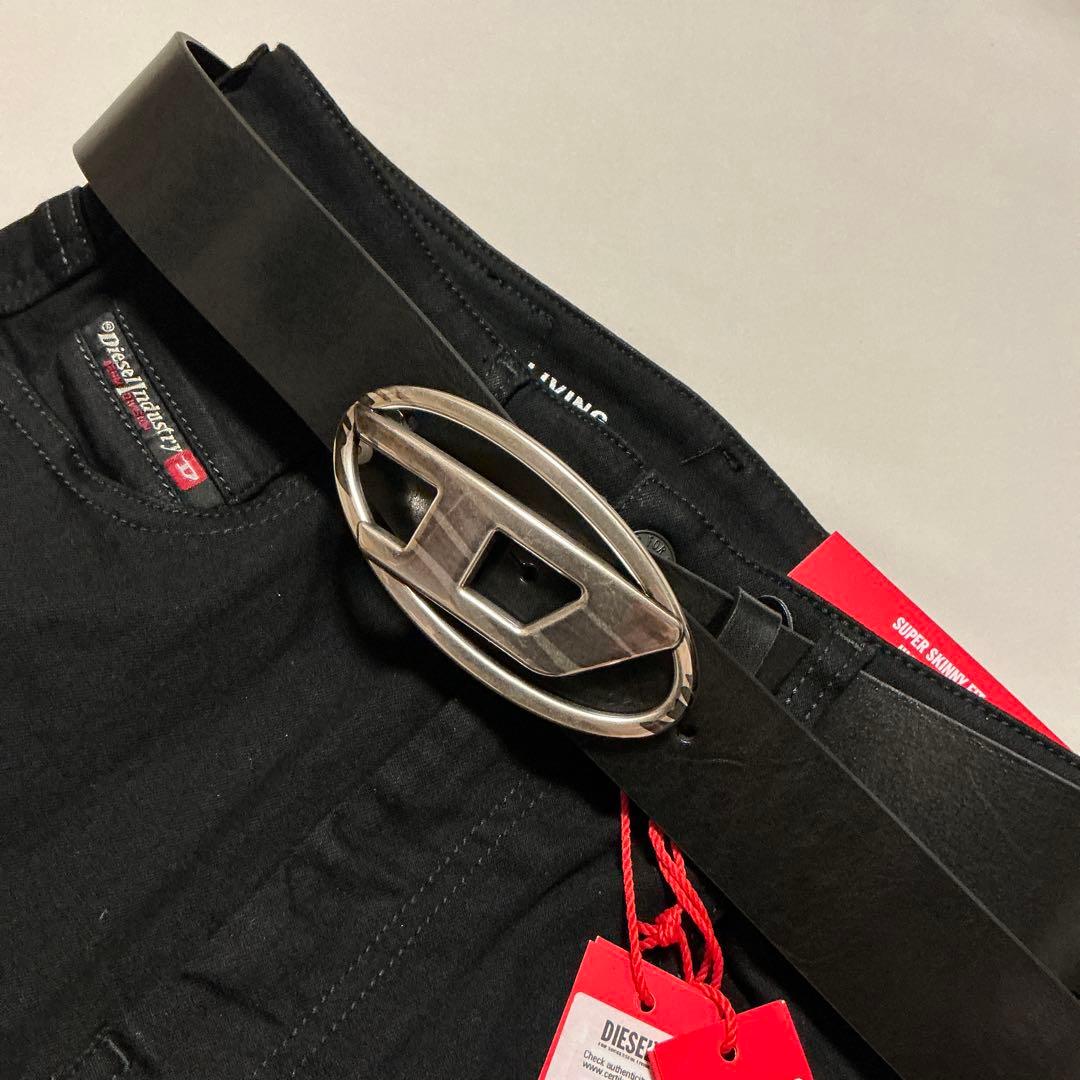 洗練されたデザイン DIESEL　Dロゴベルト　B -1DR　ブラック　訳あり