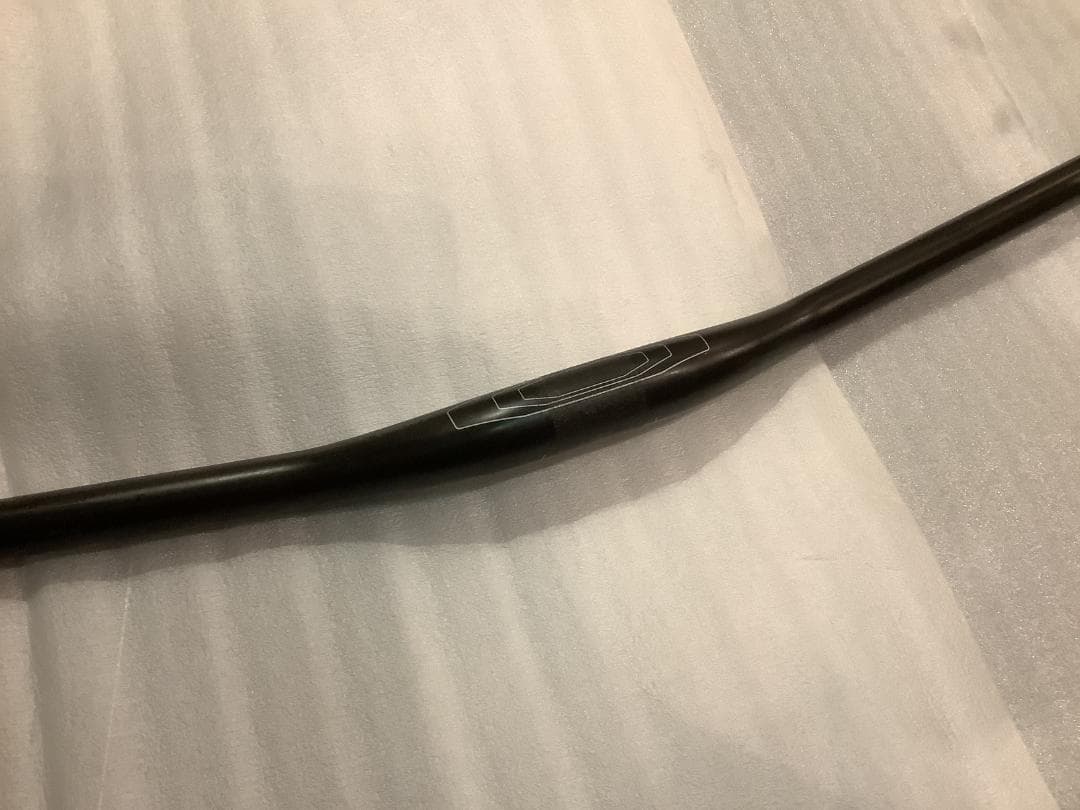 GIANT Contact SLR カーボンハンドルバー（750mmカット済） | 激安通販