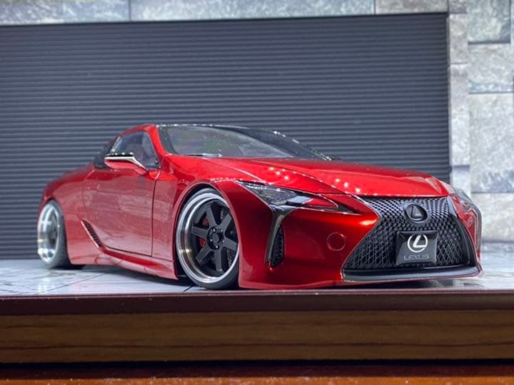 オートアート 1/18レクサス LC500レッドx ダークローズ　カスタム