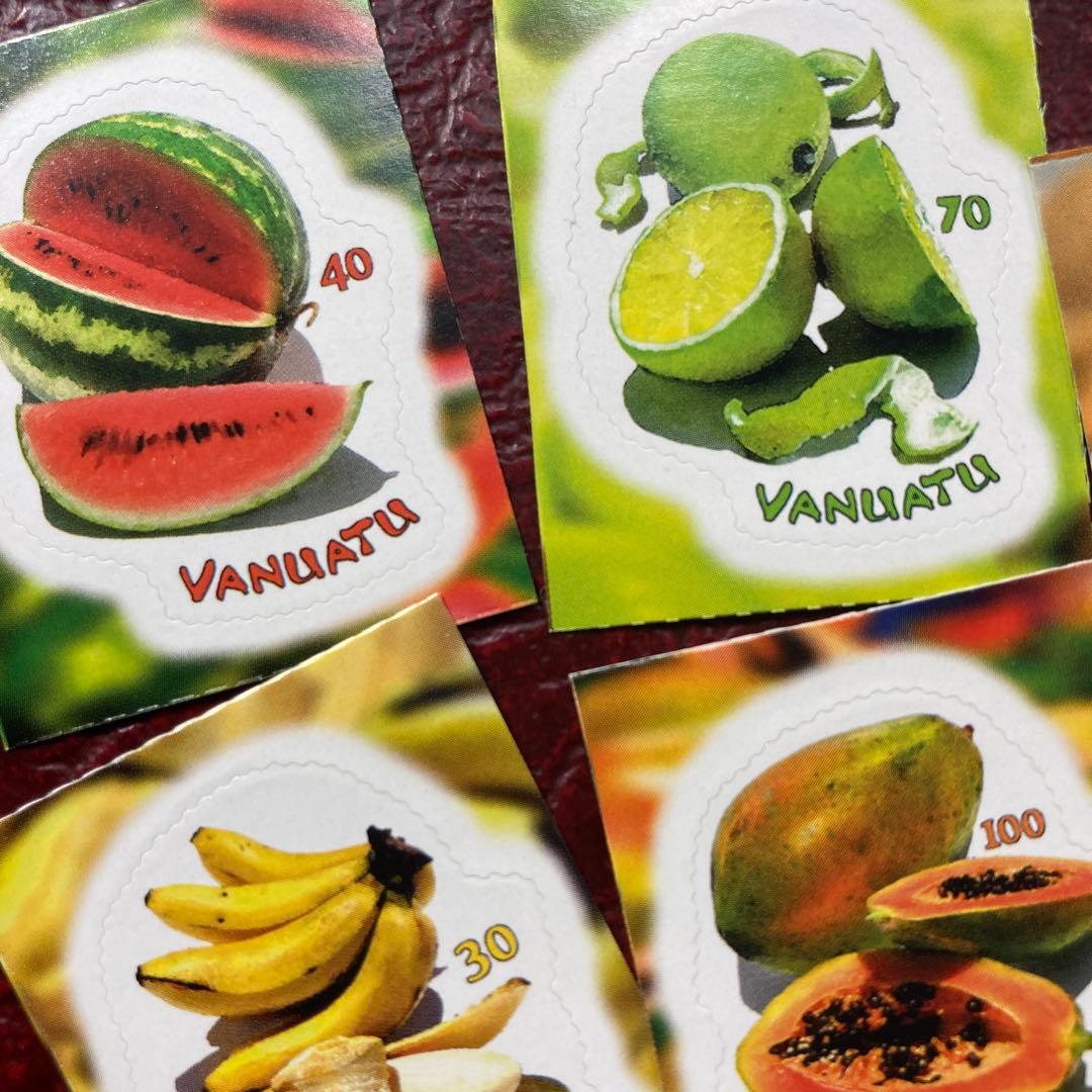52533セール現品限り 外国切手未使用 バヌアツ発行フルーツ4種揃