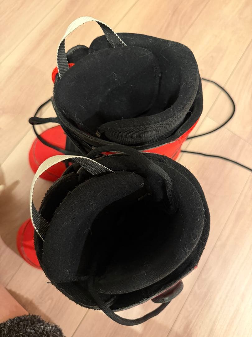 DEELUXE スノボ　D.N.A. 26.5cm 21-22モデル 赤