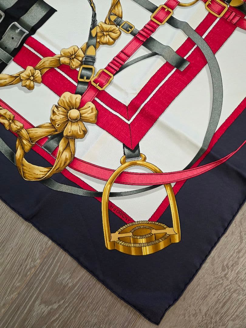 HERMESエルメスカレ90大判スカーフ GRAND MANEGE レア - メルカリ