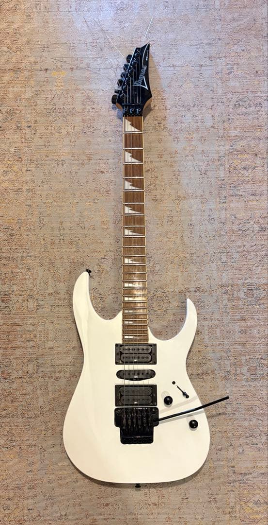 アイバニーズ エレキギター ホワイト 24フレット