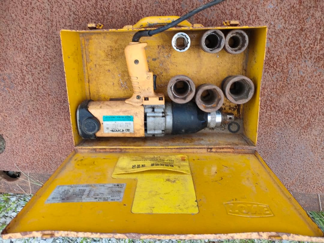 TONE　インパクトレンチ　IW22-1 電動インパクトレンチ TONE(トネ/旧:前田金属工業) 【通販モノタロウ】