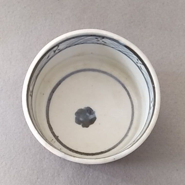 古伊万里蕎麦猪口 金継ぎ練習用 金継ぎ No3 江戸中期 - メルカリ
