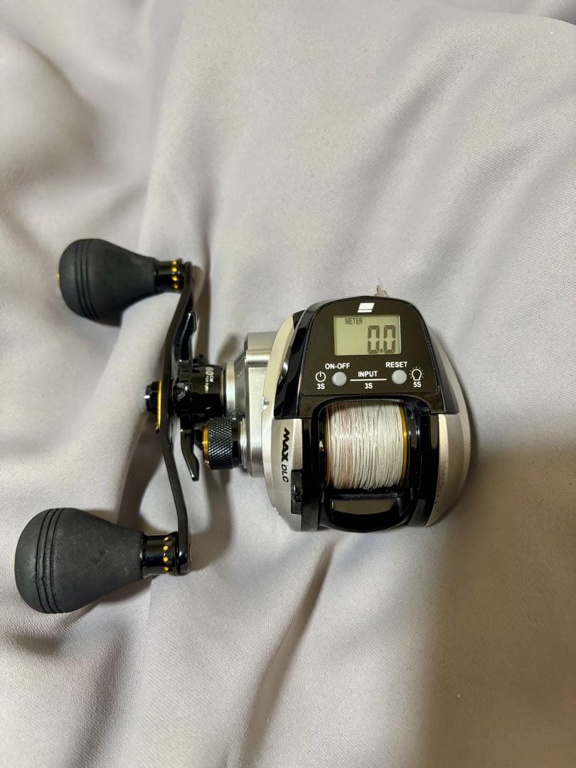 Abu Garcia MAX DLC-L ベイトリール（左）【PEライン付】 MAX DLC (マックス ディーエルシー)｜AbuGarcia｜釣具の総合メーカー