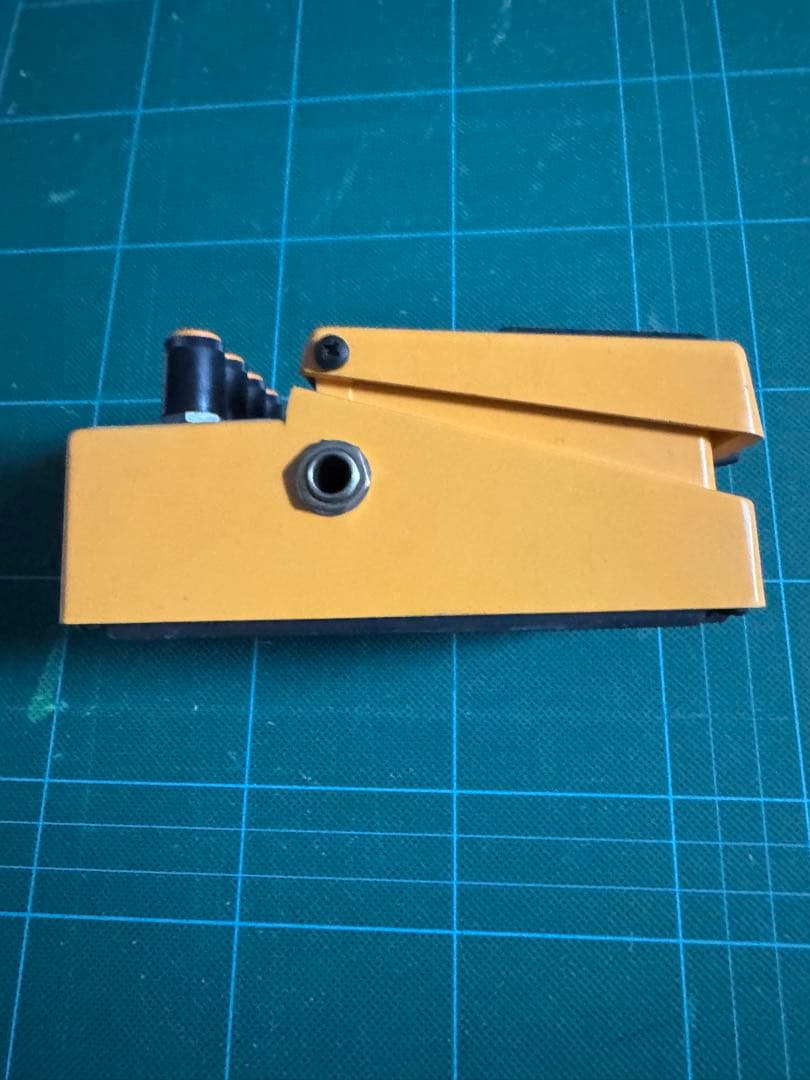 ギター BOSS DF-2 SUPER FEEDBACKER & DISTORTION