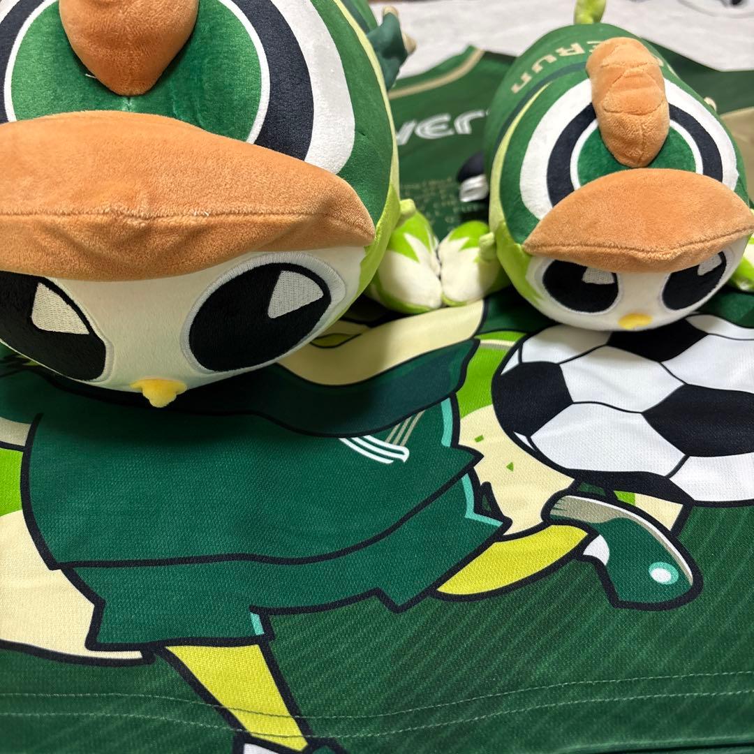 東京ヴェルディ もちもちリヴェルンぬいぐるみ - メルカリ
