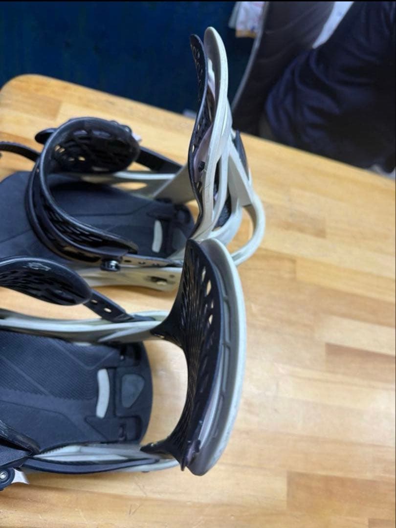 burton escapade 19-20モデル 中古4x4 mサイズ バートン - メルカリ