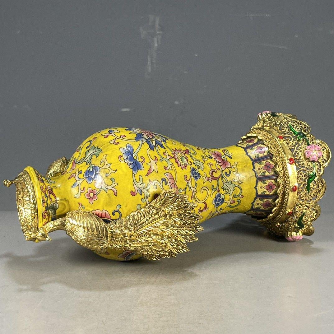 粉彩花卉図柄賞瓶 装飾品 花瓶 美品 景徳鎮 陶磁器 工芸品 美術品 置物