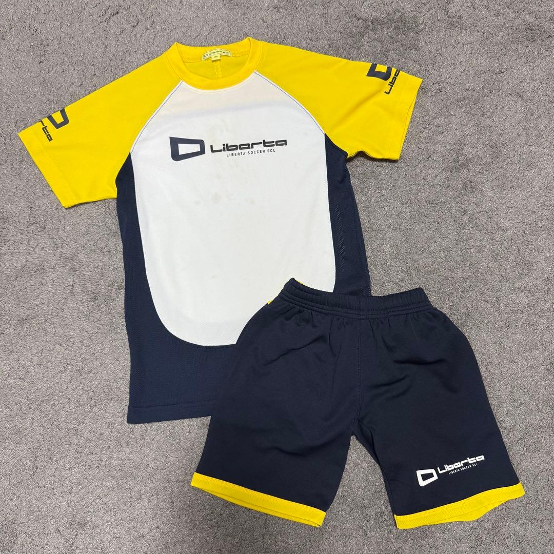 リベルタ サッカーユニフォーム 130 上下セット - メルカリ