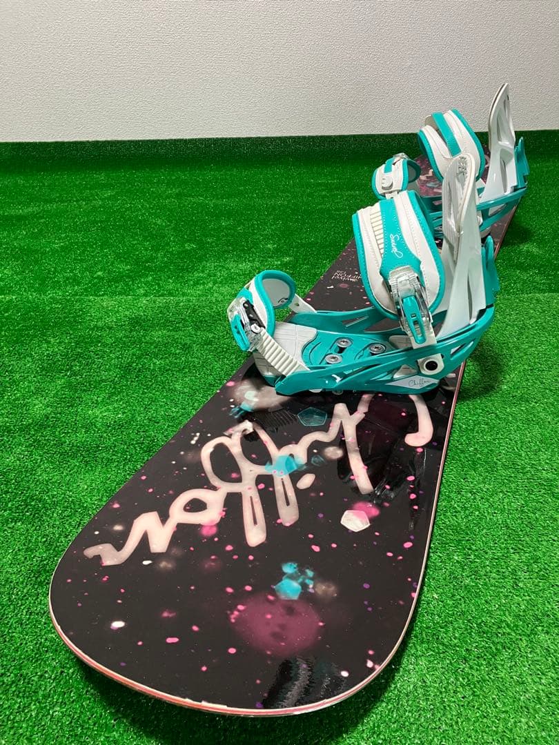 SWIVEL　スノーボードセット　138cm　ビンディングS　初心者オススメ SWIVEL スノーボードセット 138cm ビンディングS 初心者オススメ