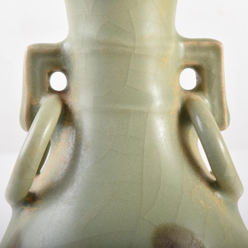 中国 龍泉窯 青磁 双耳不遊環瓶 C 6986 - メルカリ