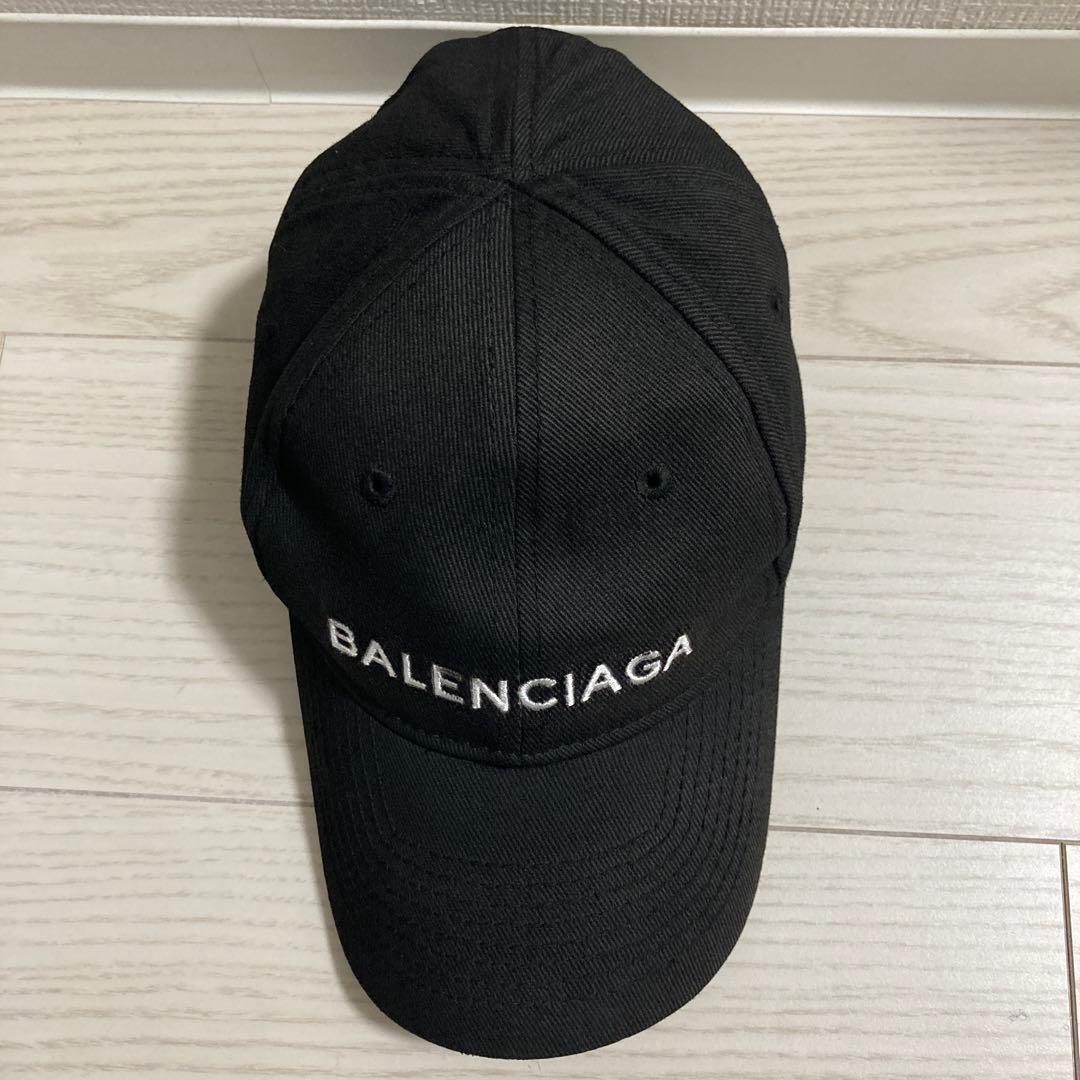 美品】BALENCIAGA キャップ L58 ロゴ マジックテープ 黒の通販はau PAY
