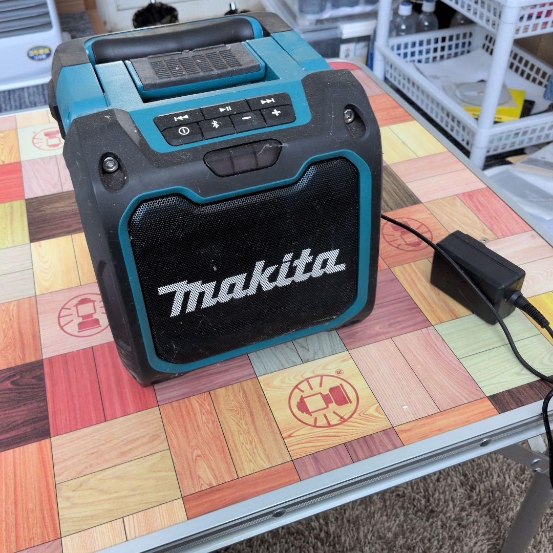 Makita MR200 Bluetoothラジオ オーディオ】 Makita MR200 マキタのアウトドアに便利なbluetooth