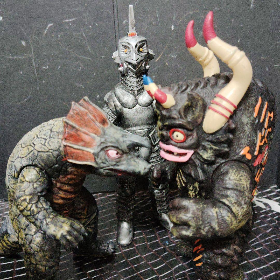 最終価格ウルトラカプセル怪獣現行ソフビミクラス.アギラ.ウインダム.セブンガー