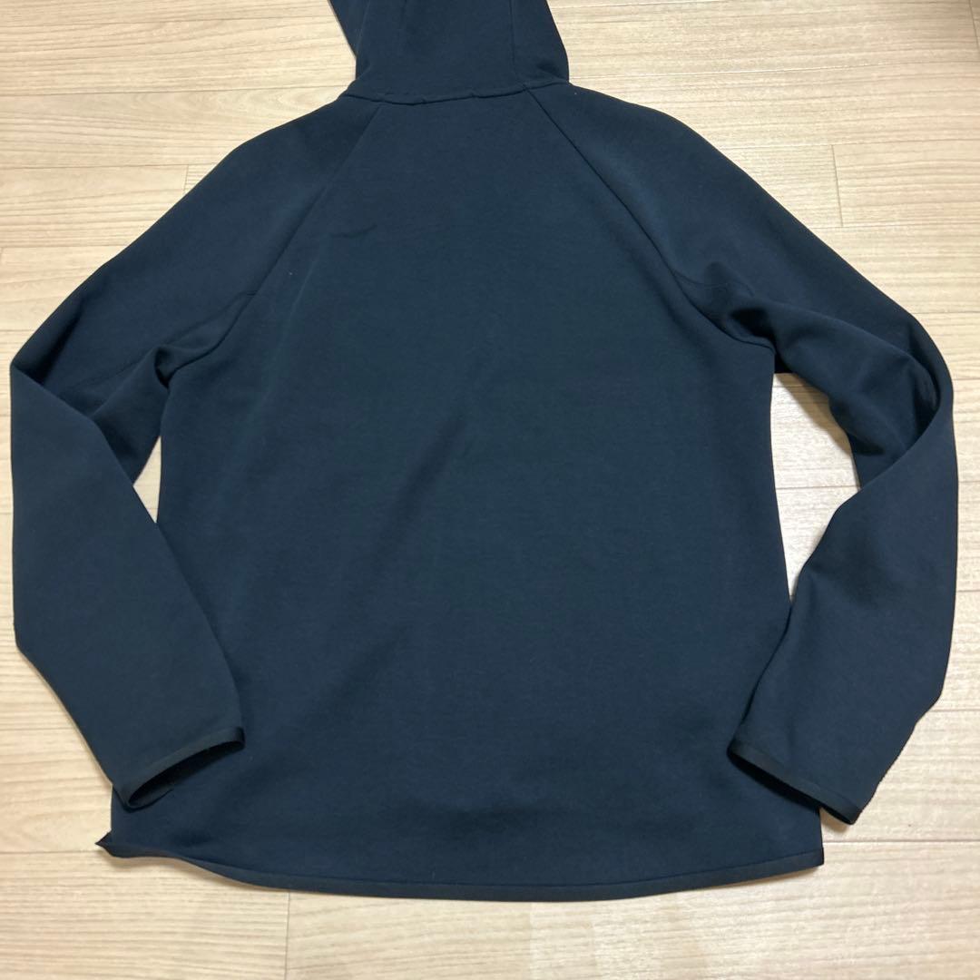 美品 ナイキ テックフリース 上下 セットアップ Lサイズ ブラック 着用