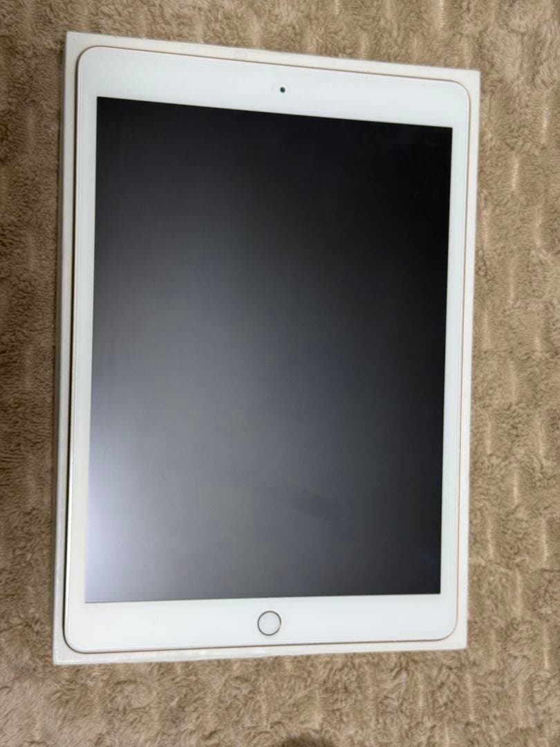 Apple iPad 第7世代 32GB ゴールド 10.2インチ Restored Apple 10.2-inch iPad Wi-Fi - 7th generation - tablet - 32